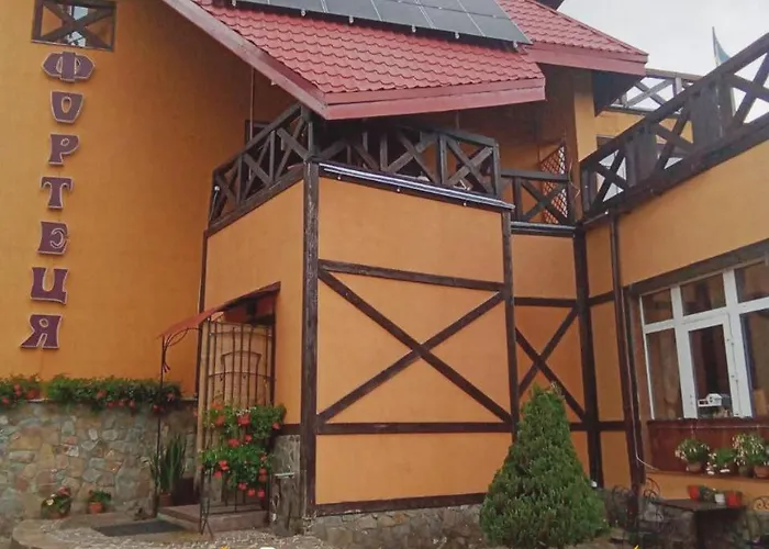 Hotel Fortetsya